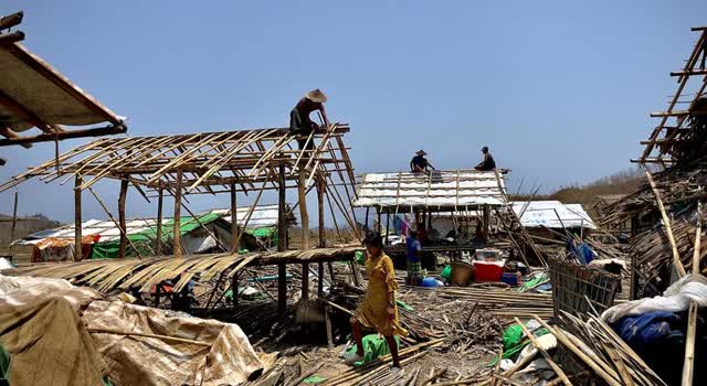 UN rights experts warn airlines could be complicit in UK‑Rwanda removals