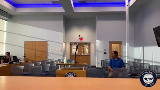 Leitchfield staff to keep rule that employees must work day before and after holiday to receive holiday pay; draft wording to be circulated