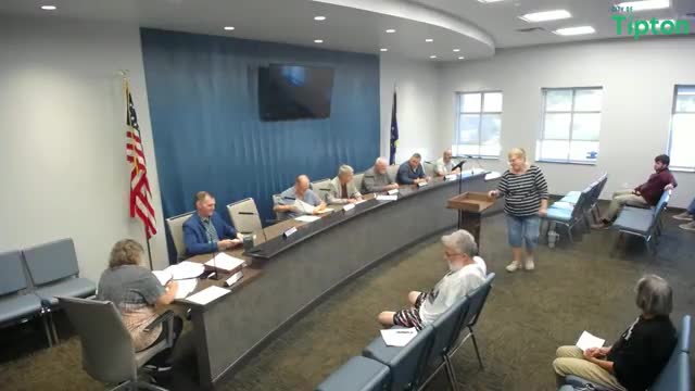Resident asks about annexation; mayor encourages voluntary petitions and wider annexations