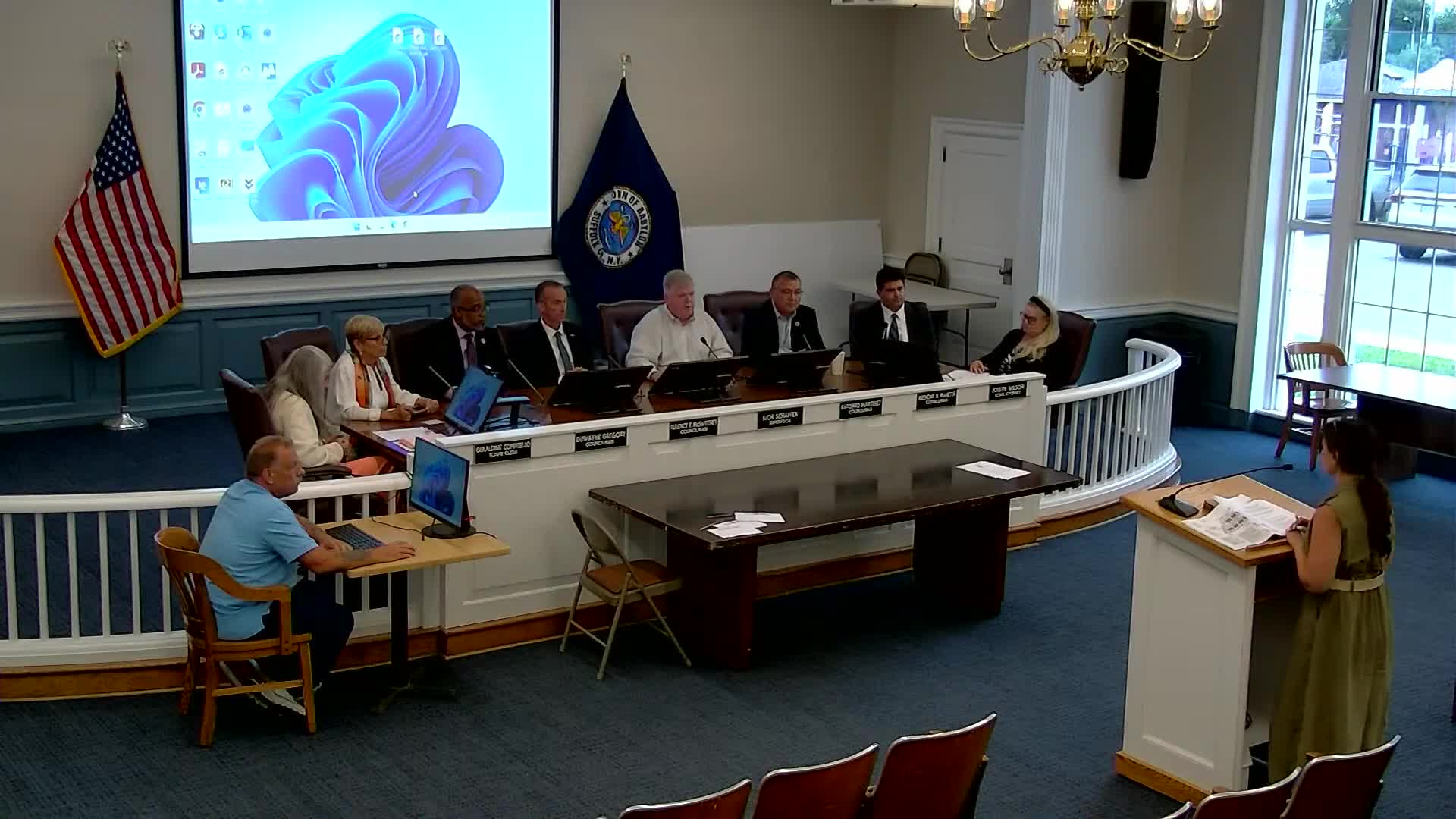 Town of Babylon reserves decision after public hearing on rezoning at 404 Route 109