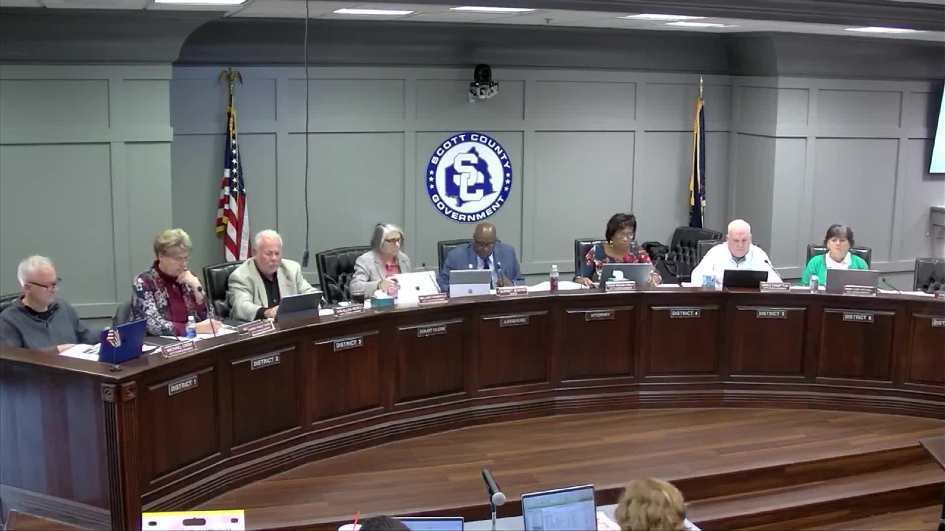 Votes at a glance: council approves contracts, tax levy and staffing change; forms zoning subcommittee