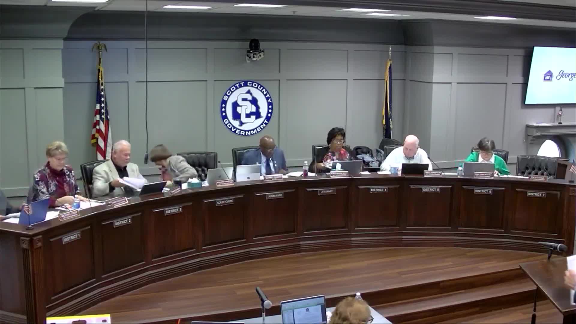 Council creates three‑member committee to review zoning ordinances and implementation plan