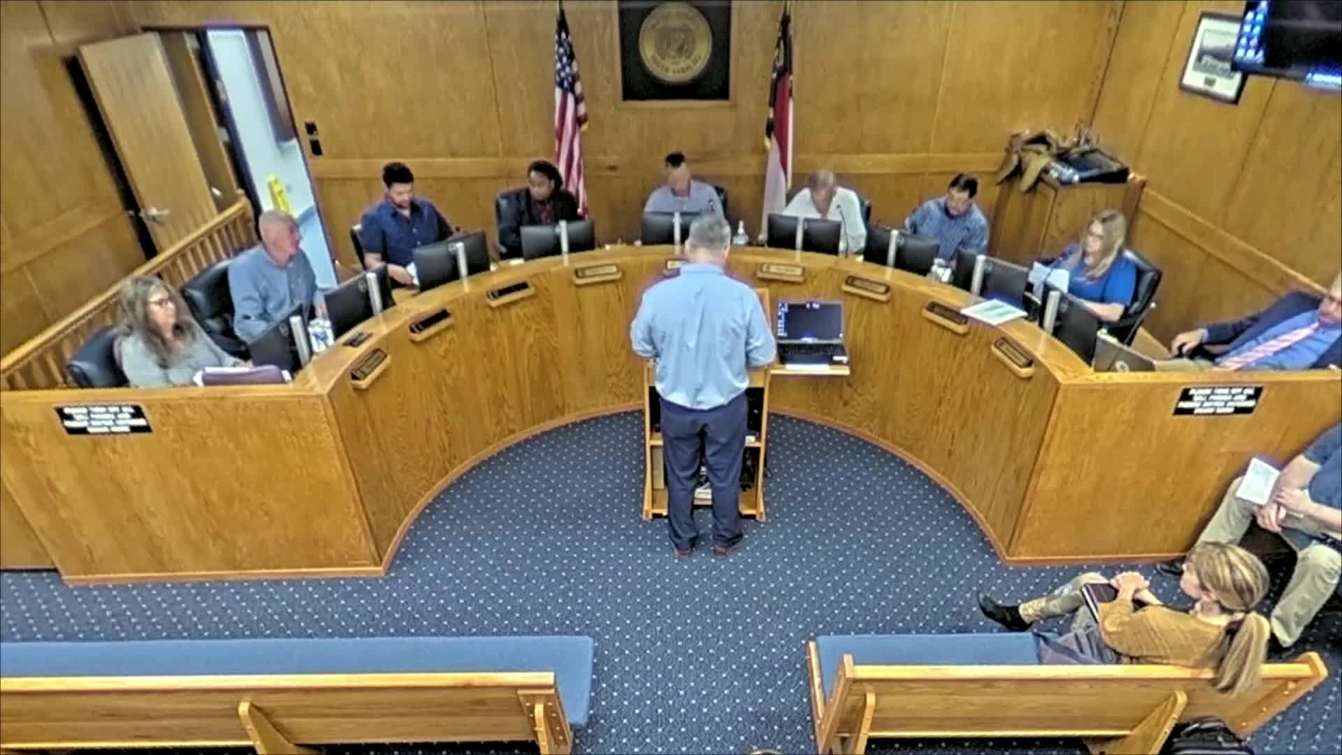 Commissioners approve $97,000 amendment for landfill design work; county will draw on solid‑waste fund balance