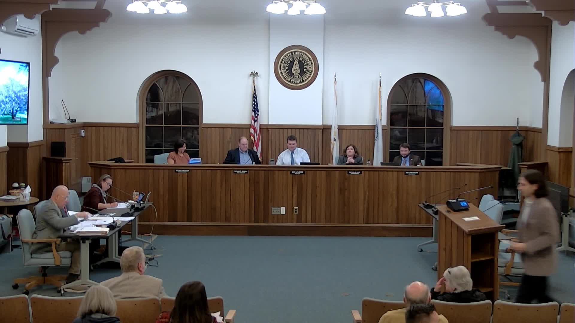 Council hears Veolia on extended water ban; officials discuss recharge, storage and long‑term options