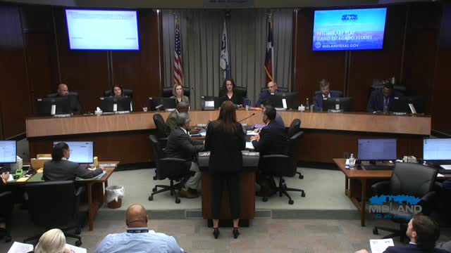 Council debates water, annexation and legal limits as Ottawa Estacado Estates preliminary plat proceeds by operation of law