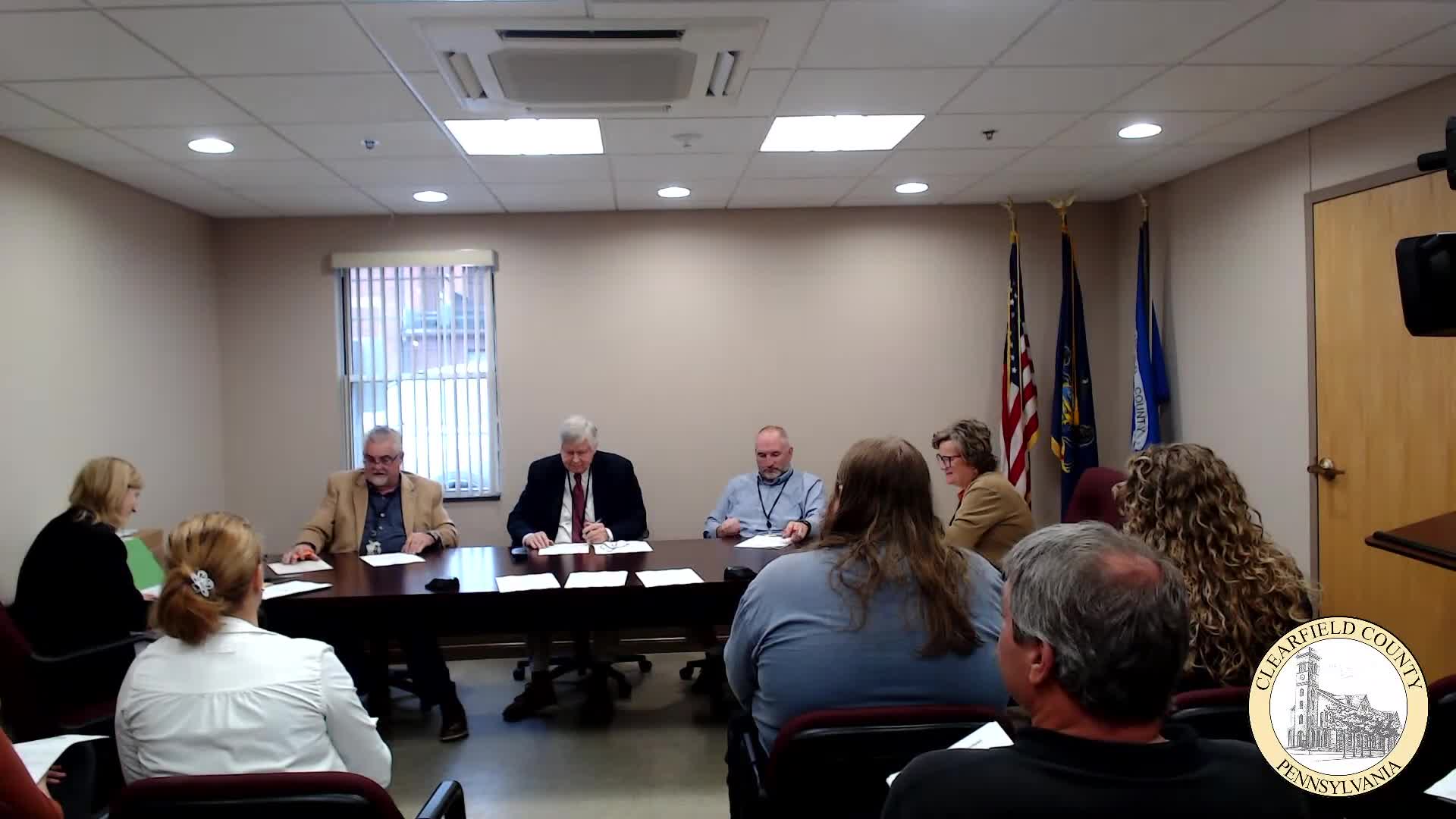 Residents, advocates press commissioners on GEO Group contract and conditions at regional detention center