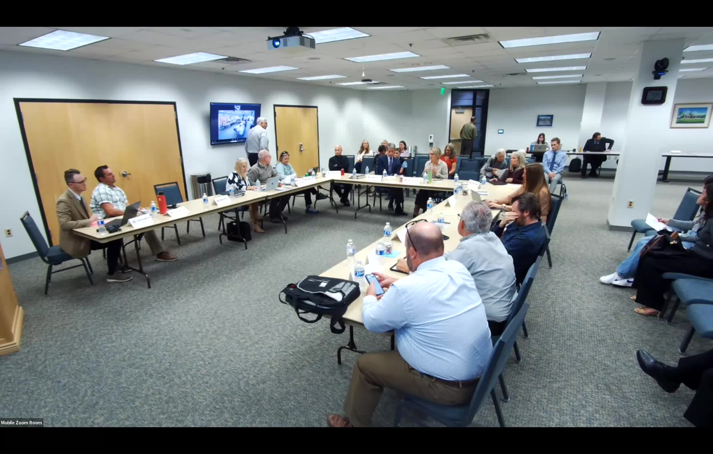 Votes at a glance: Council approves minutes, votes to enter closed session