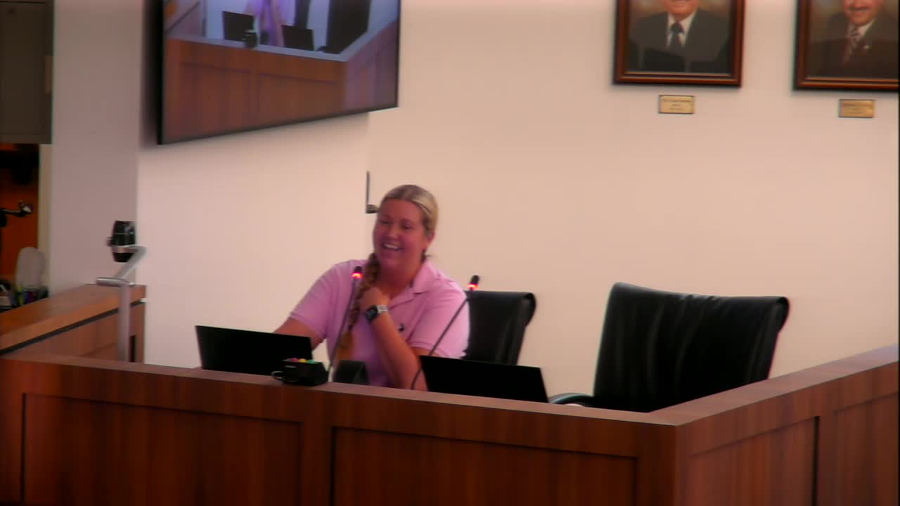 Venice bicycle coordinator urges bike-parking ordinance, outlines steps to reach gold status