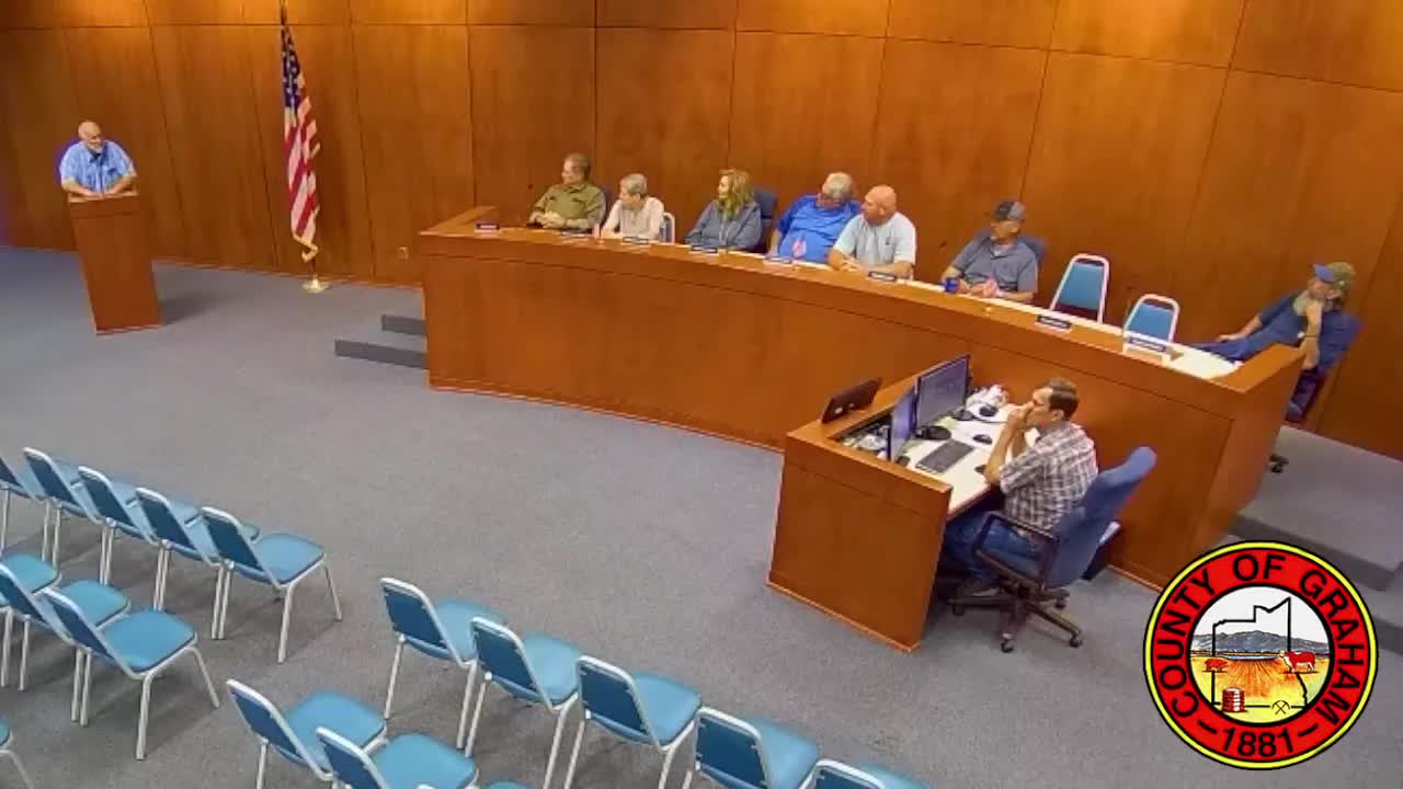 Commissioners discuss need for training on "casita"/ADU rules, plan holiday breakfast; staff reports recent approvals