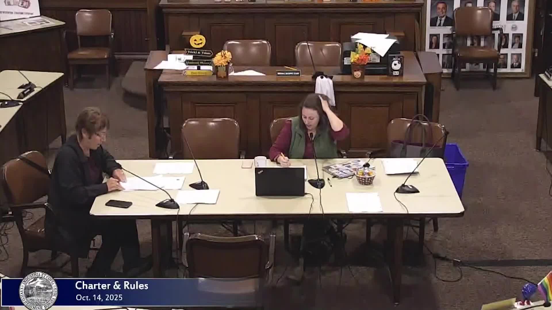 Committee declines new rule on on-the-spot law-department responses, allows sponsor to withdraw