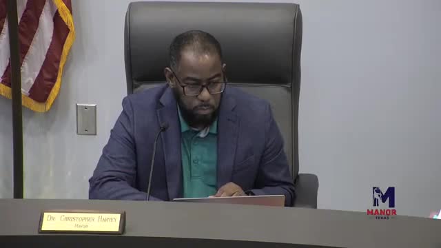 Council selects Hunt Development Group for Manor Town Square, extends LOI for city‑hall site