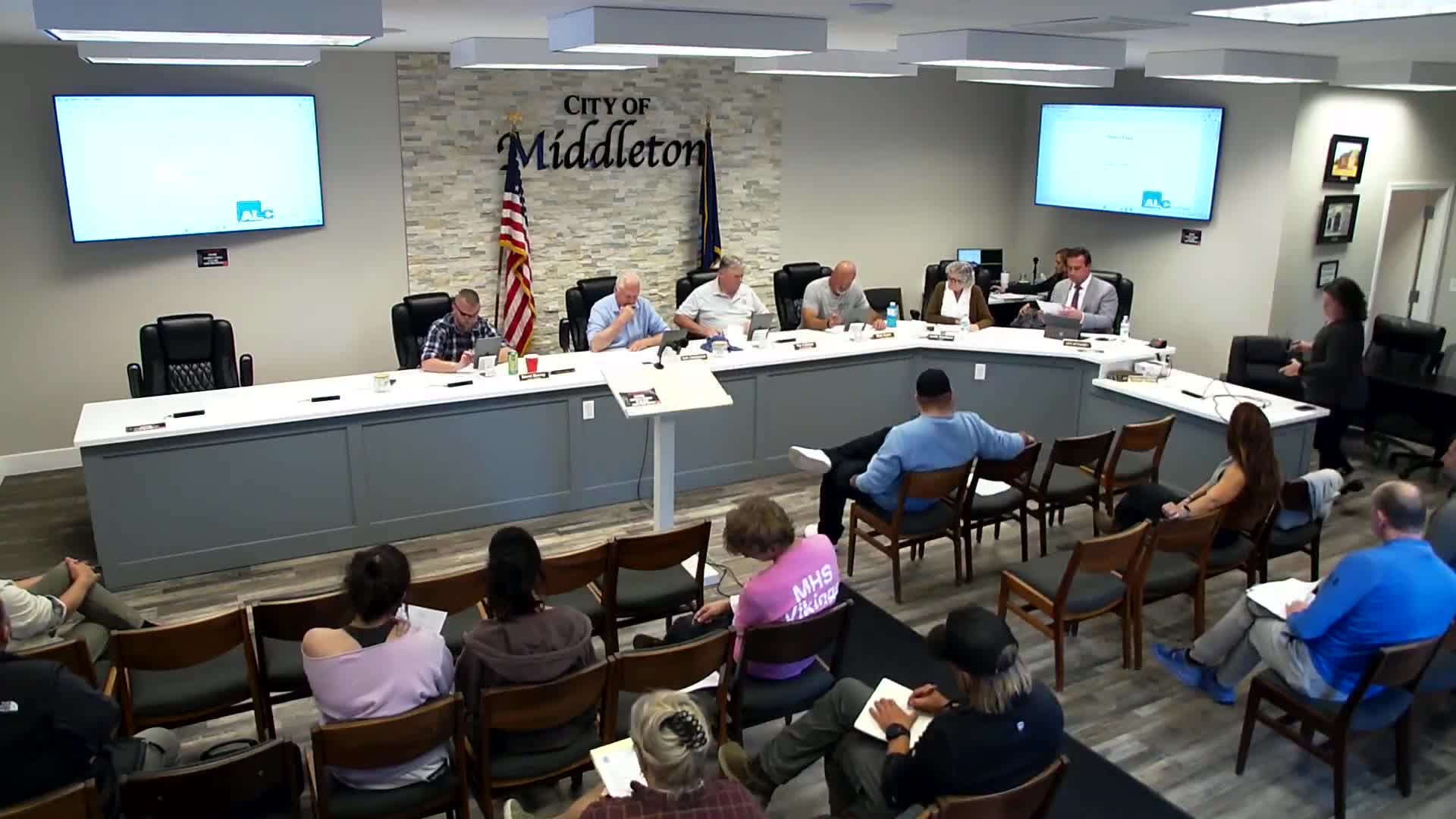 Middleton Council approves consent agenda, signal conveyance to ITD, SRO contract and debt policy; schedules fee workshop