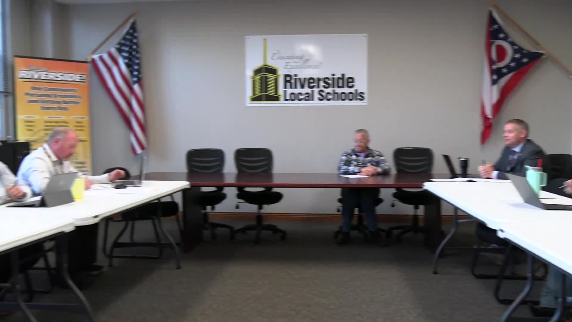 Riverside Local reports bus‑driver training reimbursements, vacancies and veteran hiring incentive