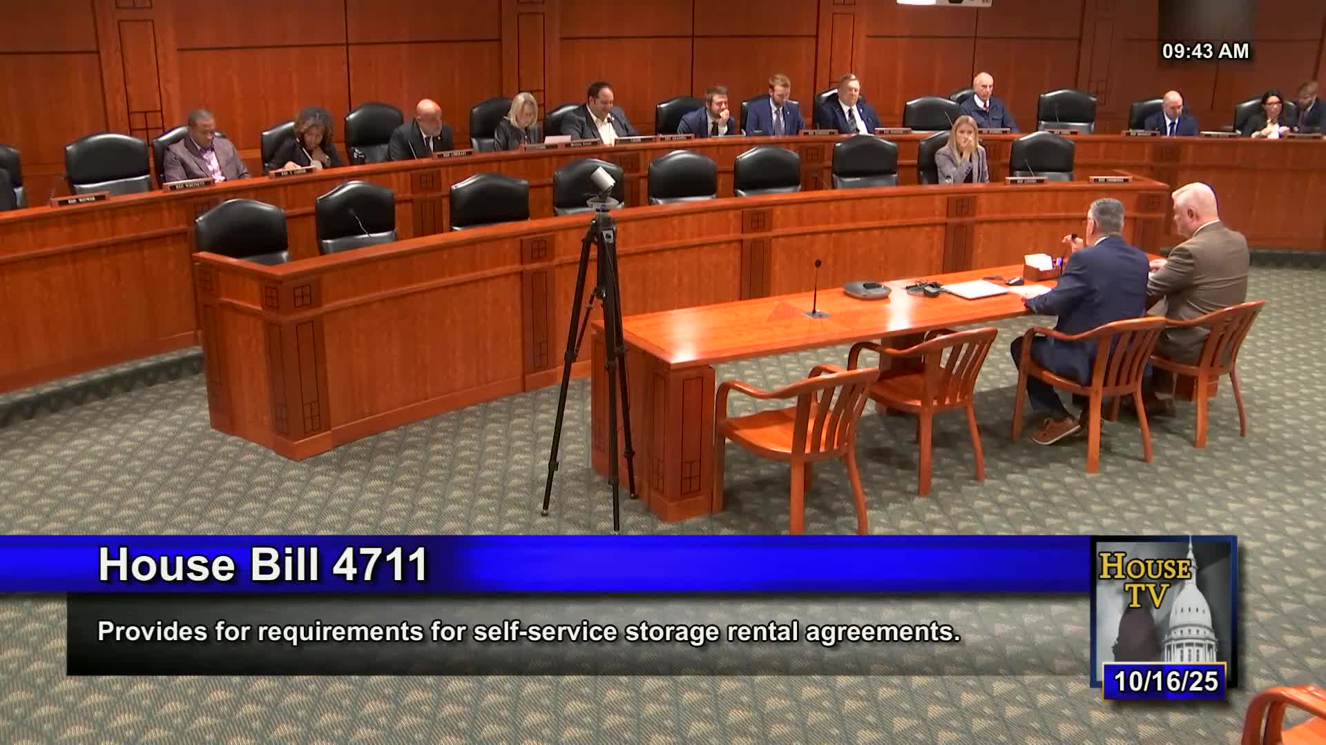 Committee hears bill to allow electronic rental agreements and clarify termination for self-storage operators