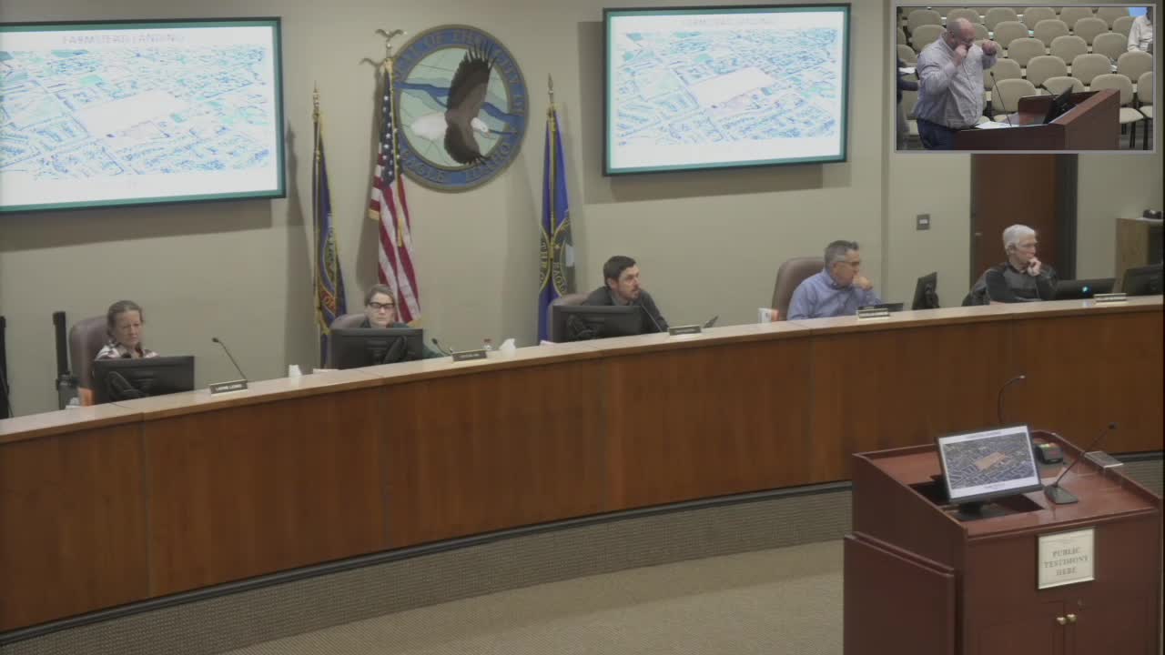 Commission urges Farmstead Landing remain accessible; recommends 75-foot Linder buffer and public pathways