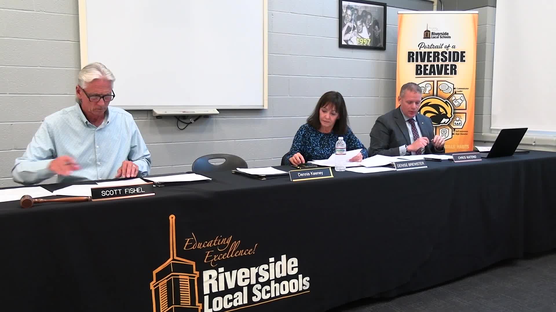 Riverside Local holds 3½-star district rating; report card flags slow progress and chronic absenteeism