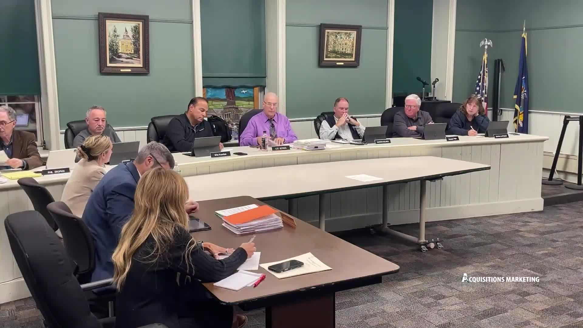 Public hearing for auto repair use along Route 17M continued; applicant to submit revised site plan