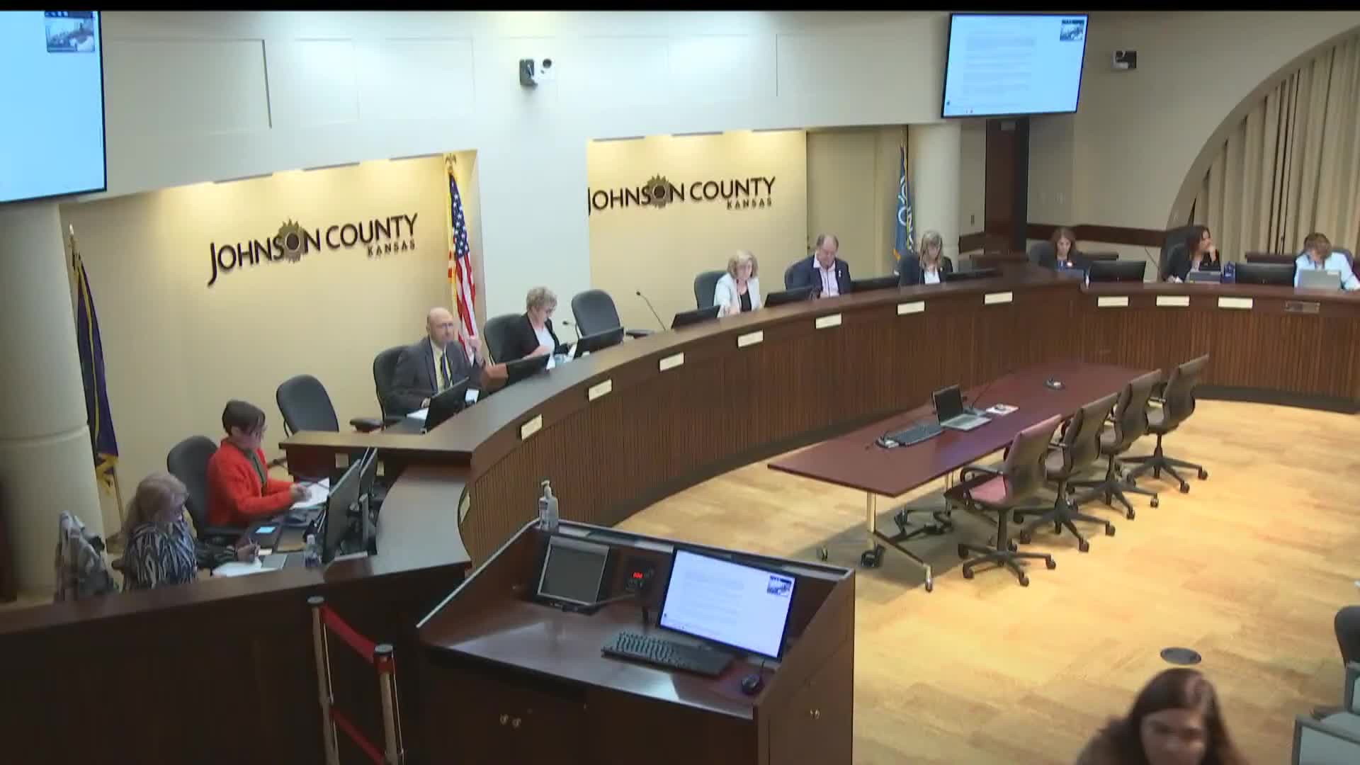 Commissioners approve consent items, appoint planning and advisory members