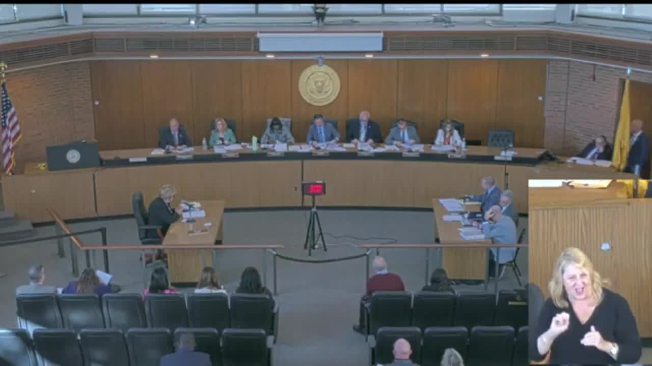 Hempstead presents preliminary 2026 budget claiming $5 million town tax cut; residents and controller spar over reserves and special districts