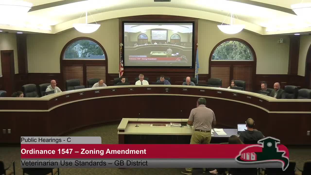 Council advances ordinance to allow small-animal veterinary clinics in general business district; removes 150-foot distance requirement