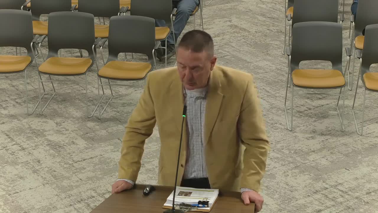 Council approves North Ranch development agreement change to allow 119-room hotel and 98 apartments after split votes and an abstention