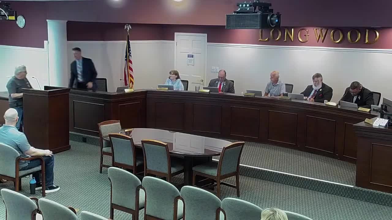 Longwood residents press commission on vape shops, zoning and small-business mix