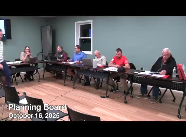 Planning board reviews three zoning scenarios for 600‑acre Hubbardston sandpit site