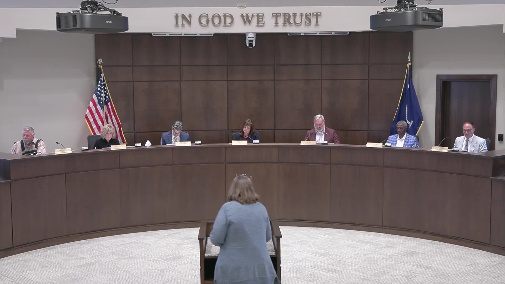 Council approves first reading for Old York Road mixed-use rezoning with conditions