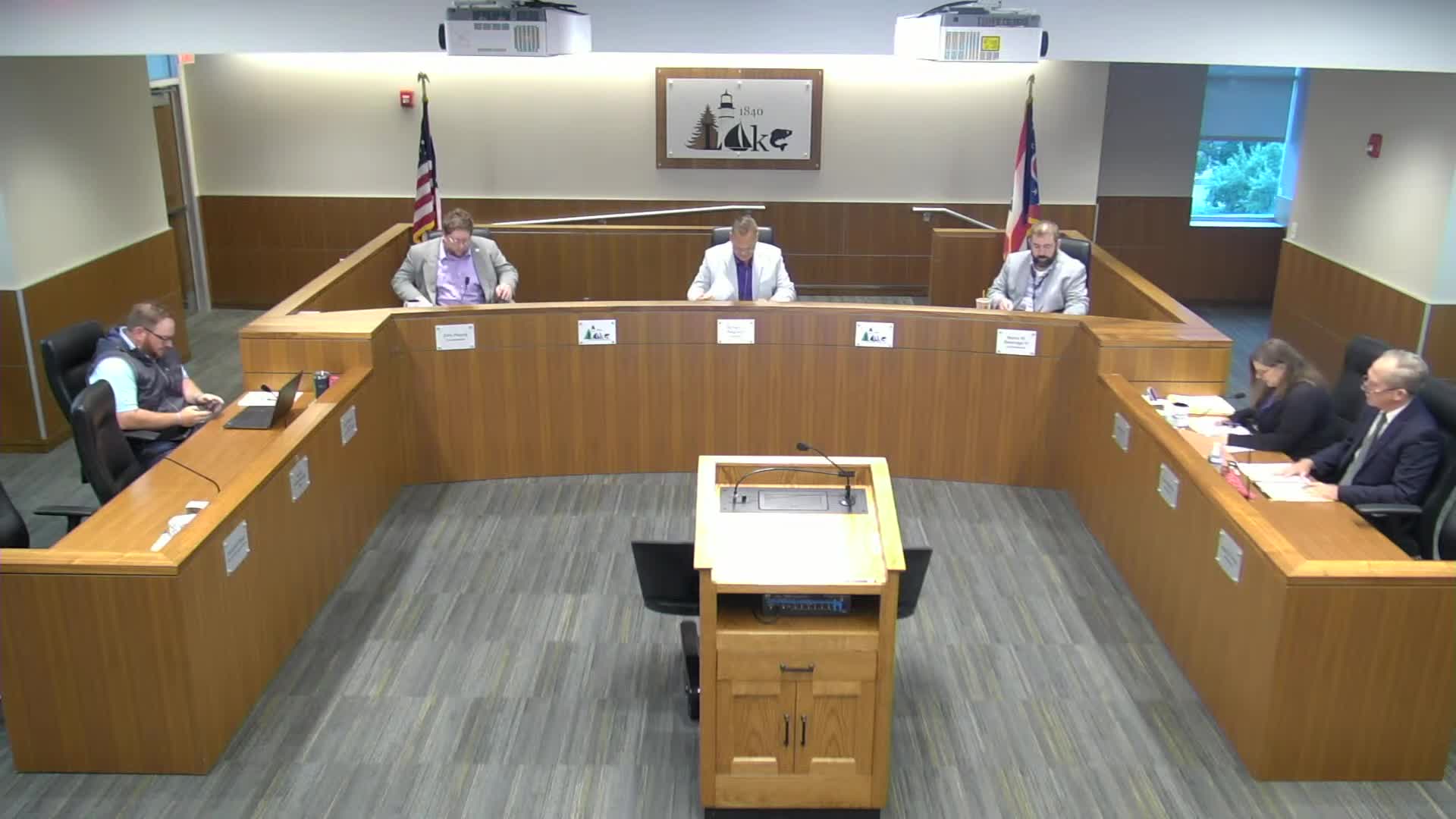 Lake County commissioners approve multiple resolutions, contracts and budget transfers in routine session