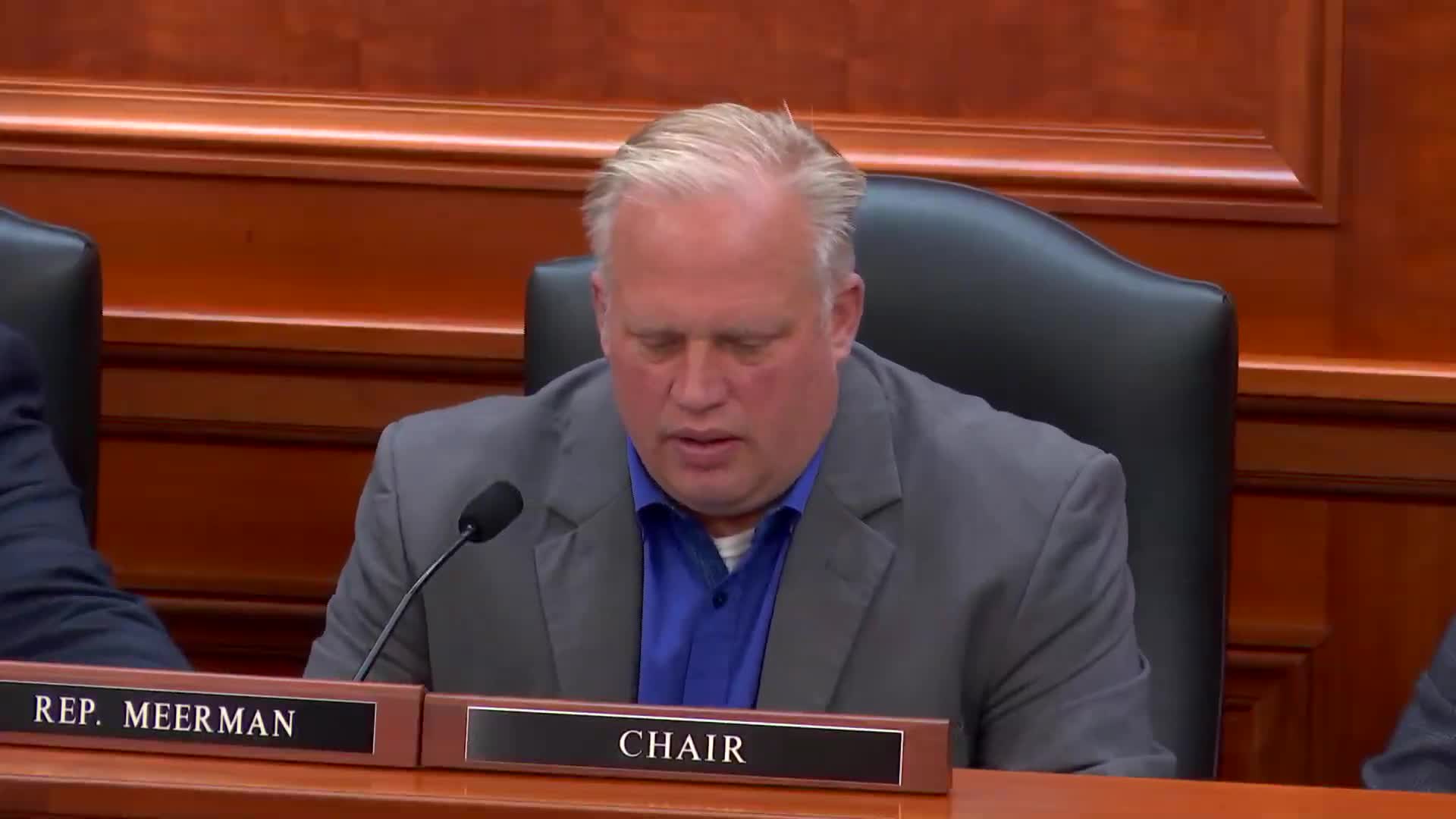 Court officials urge decentralizing child-protective intake, expanding local services and training