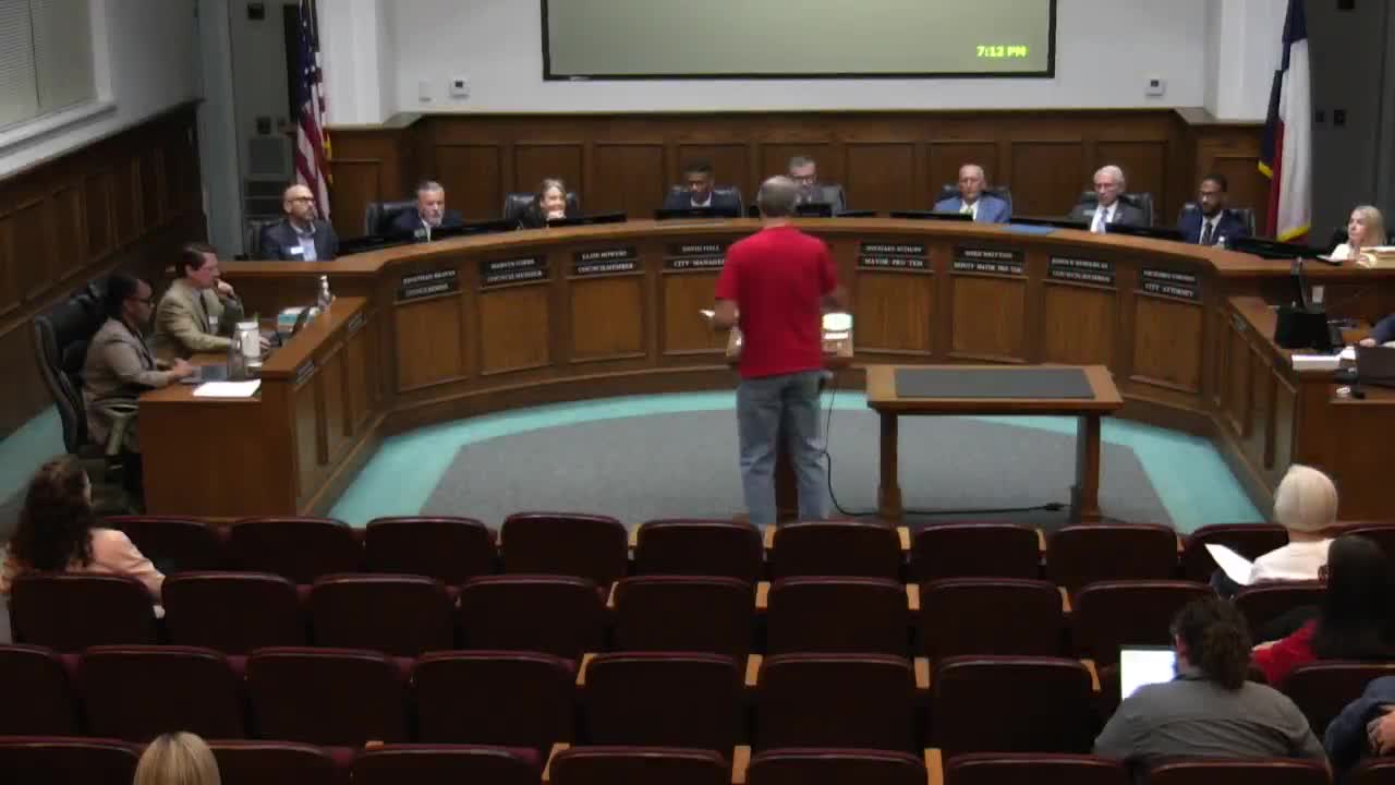 Resident urges faster repairs to Lake Bend Estates screening wall during Rowlett public comment
