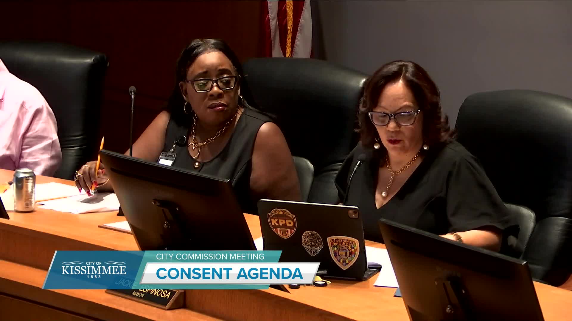 Downtown and Vine Street CRA budgets approved; city signs holiday‑lighting contract