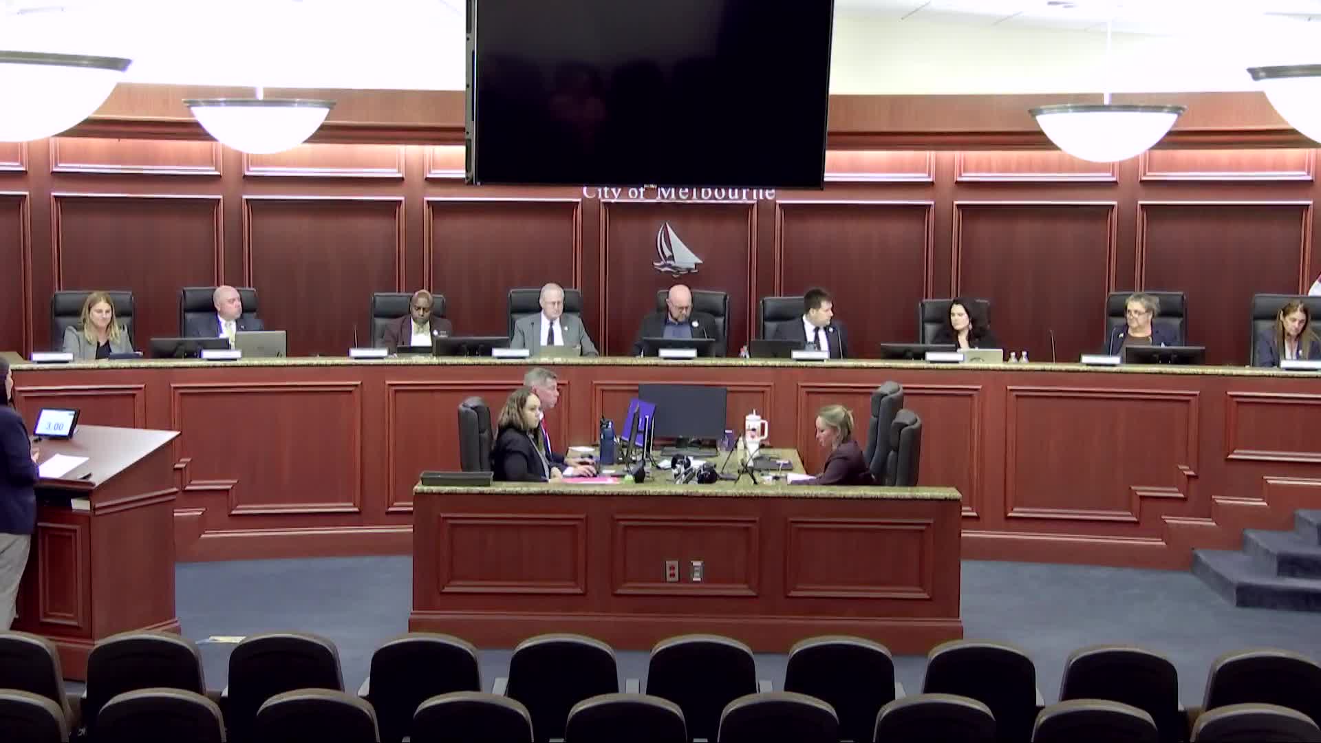 Council declines to waive competitive bid requirement for 695 E. University parcel; directs staff to solicit offers