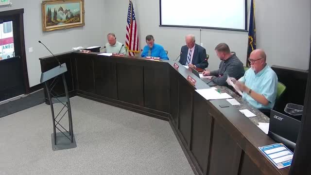 Resident raises code, setback and nuisance concerns over parking strip near Oneida; council and staff outline limits