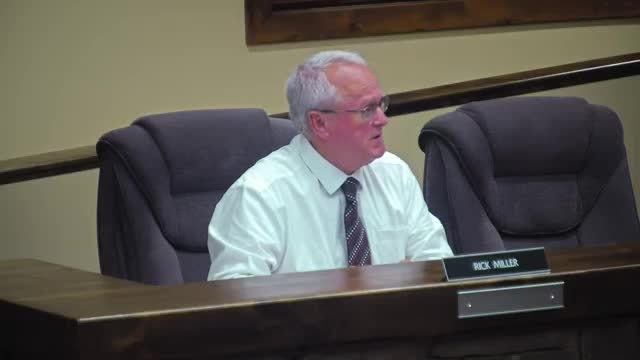 Council discusses town‑manager recruitment, reviews 19 applications and considers a professional search firm