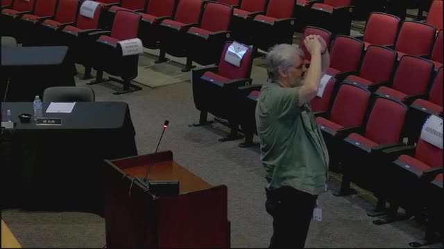 WJCC describes program placing students in JBB Elementary classrooms for early teaching experience