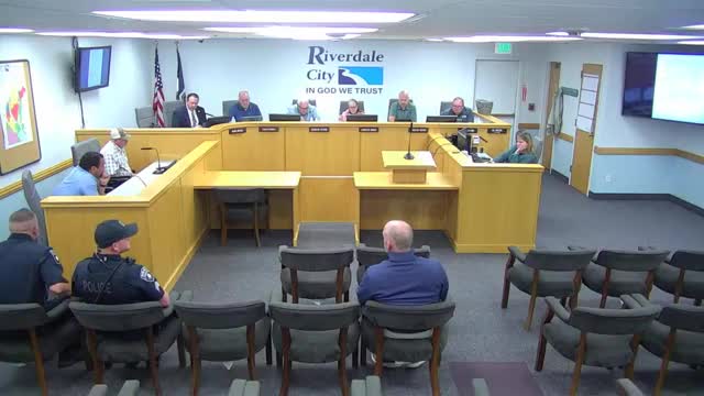 Council approves fee-schedule change to sell letter-of-agency signs, clarifies commercial sewer billing