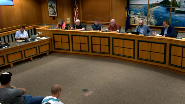 City staff present municipal service‑center assessment; estimated rebuild pegged at $13.8–$16 million