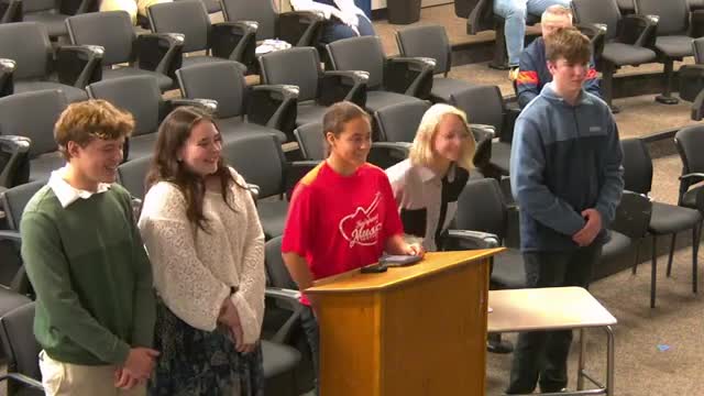 Fairport board advances consolidation plan, adopts new school start times and approves YMCA wrap-care agreement