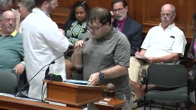 Worcester City Council adopts resolution opposing local participation in 287(g) immigration agreements