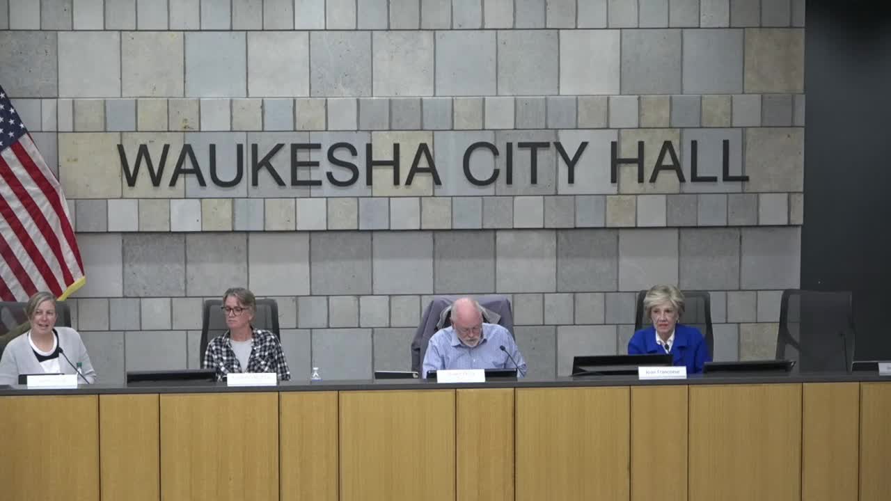 Plan Commission recommends approval of extraterritorial CSM for rebuilt Oscar’s at 21165 E. Moreland Blvd.