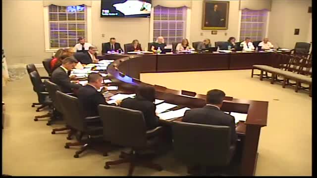 Hinsdale trustees open first read on replacing kiddie pool; design contract with Williams Architects proposed