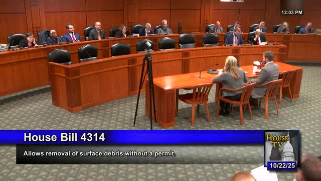 Michigan committee hears testimony on bill to let property owners mechanically remove Lake St. Clair surface muck