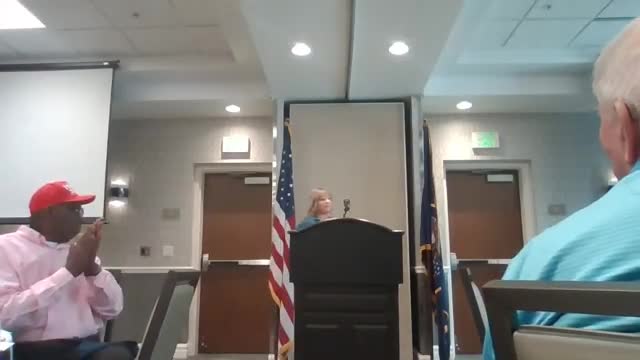 Author and filmmaker warns Washington County group that schools risk "ideological capture," cites Soviet parallels