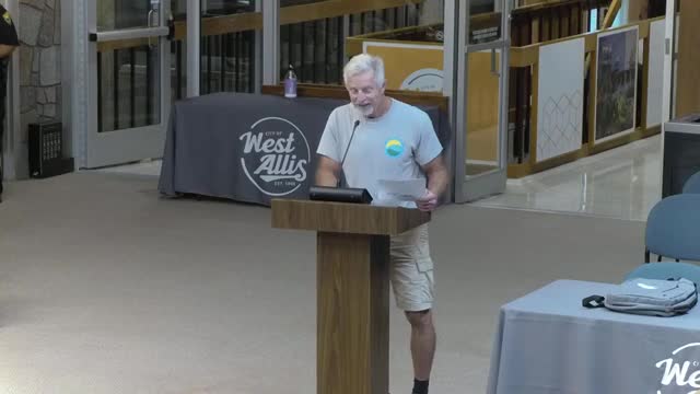 Property owner tells West Allis council he was denied municipal dump access because LLC name didn’t match his ID