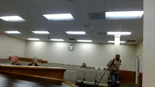 Spalding County approves variances for Macon Road townhome development with cap on 20-foot units