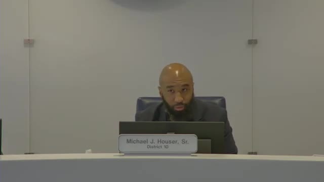 Committee advances $5,000 ARPA grant for Friends of the Hen Mansion to repair chimneys