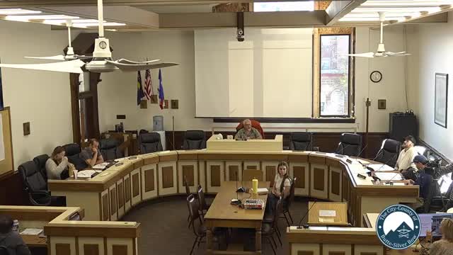 Zoning board approves special-use permit for short-term rentals at 608 West Galena Street