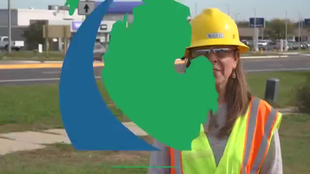 New u-turn sign at West Main and Maple Hill to aid access to nearby businesses, staff says