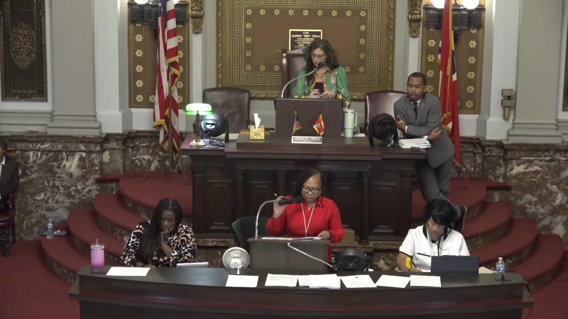 Board advances sale of Enco/Interco Plaza despite objections citing park protections